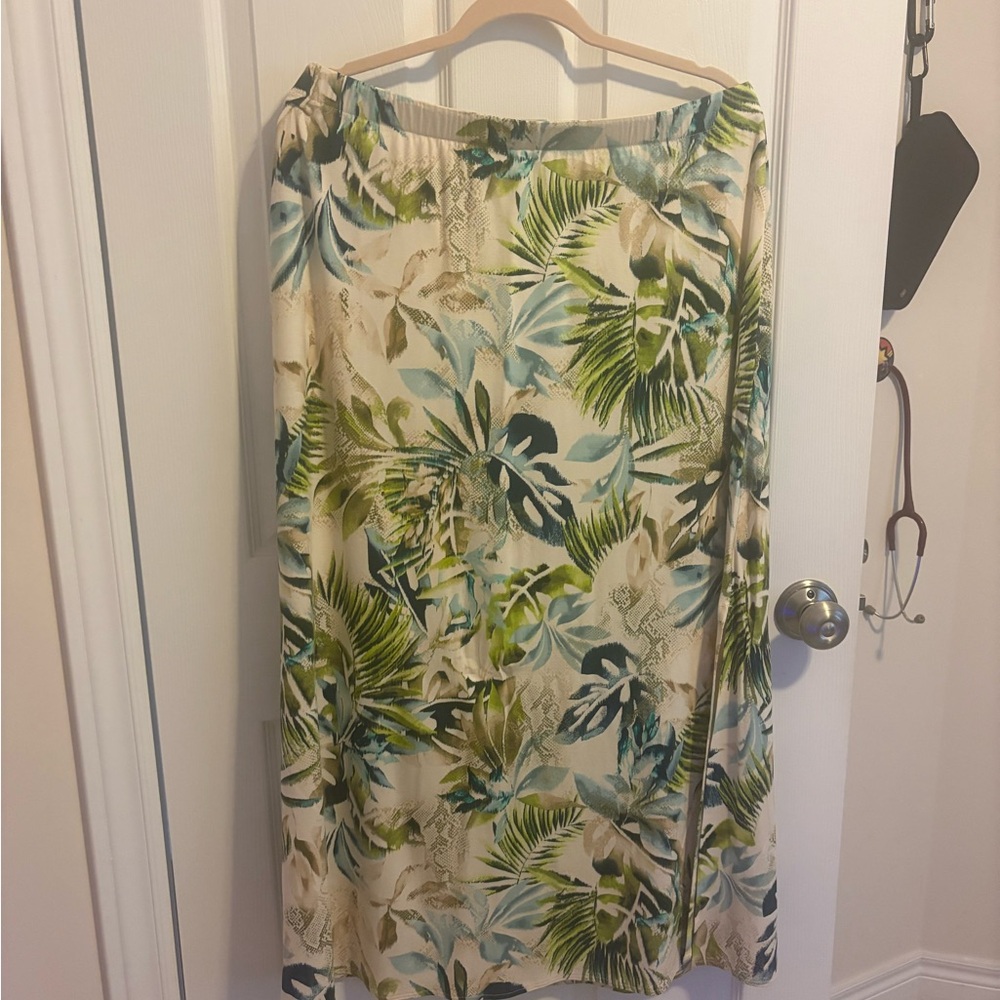 Chico's Green and Blue Leaf Print Maxi Skirt